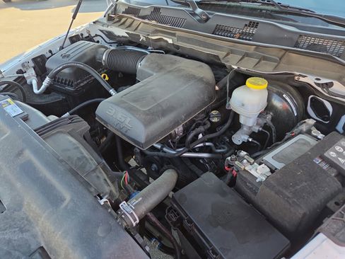 Used 2024 RAM 1500 Classic Warlock image 33