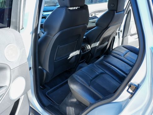 Used 2016 Land Rover Range Rover Evoque SE Premium image 13