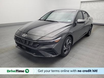 Used 2024 Hyundai Elantra SEL w/ Convenience Package