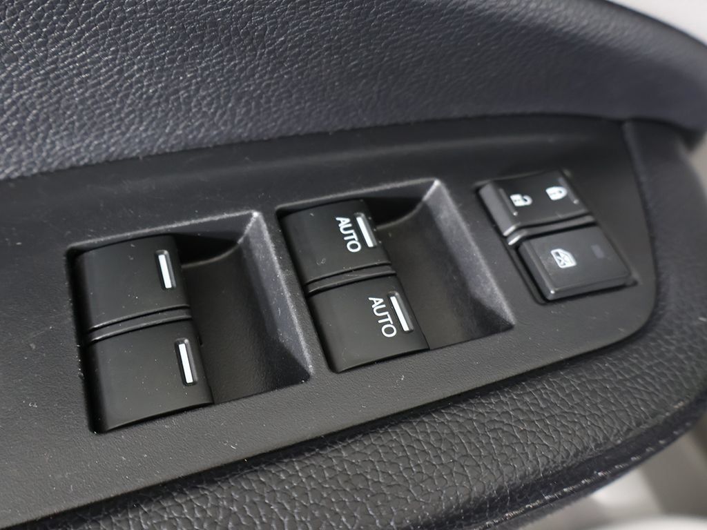 Used 2017 Honda Pilot EX-L image 41