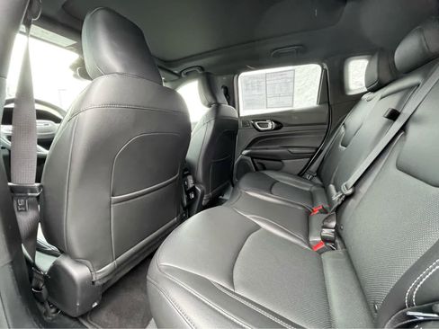 Used 2022 Jeep Compass High Altitude image 22