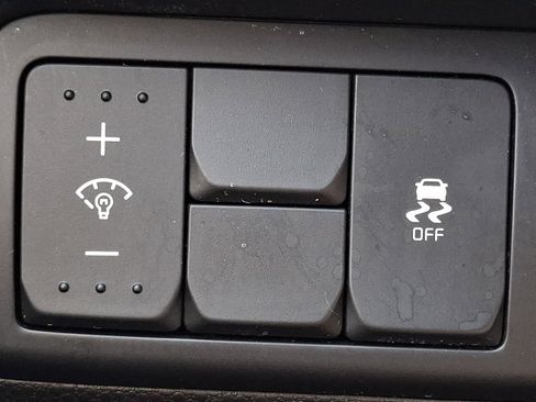 Used 2016 Kia Soul + w/ Designer's Package image 24