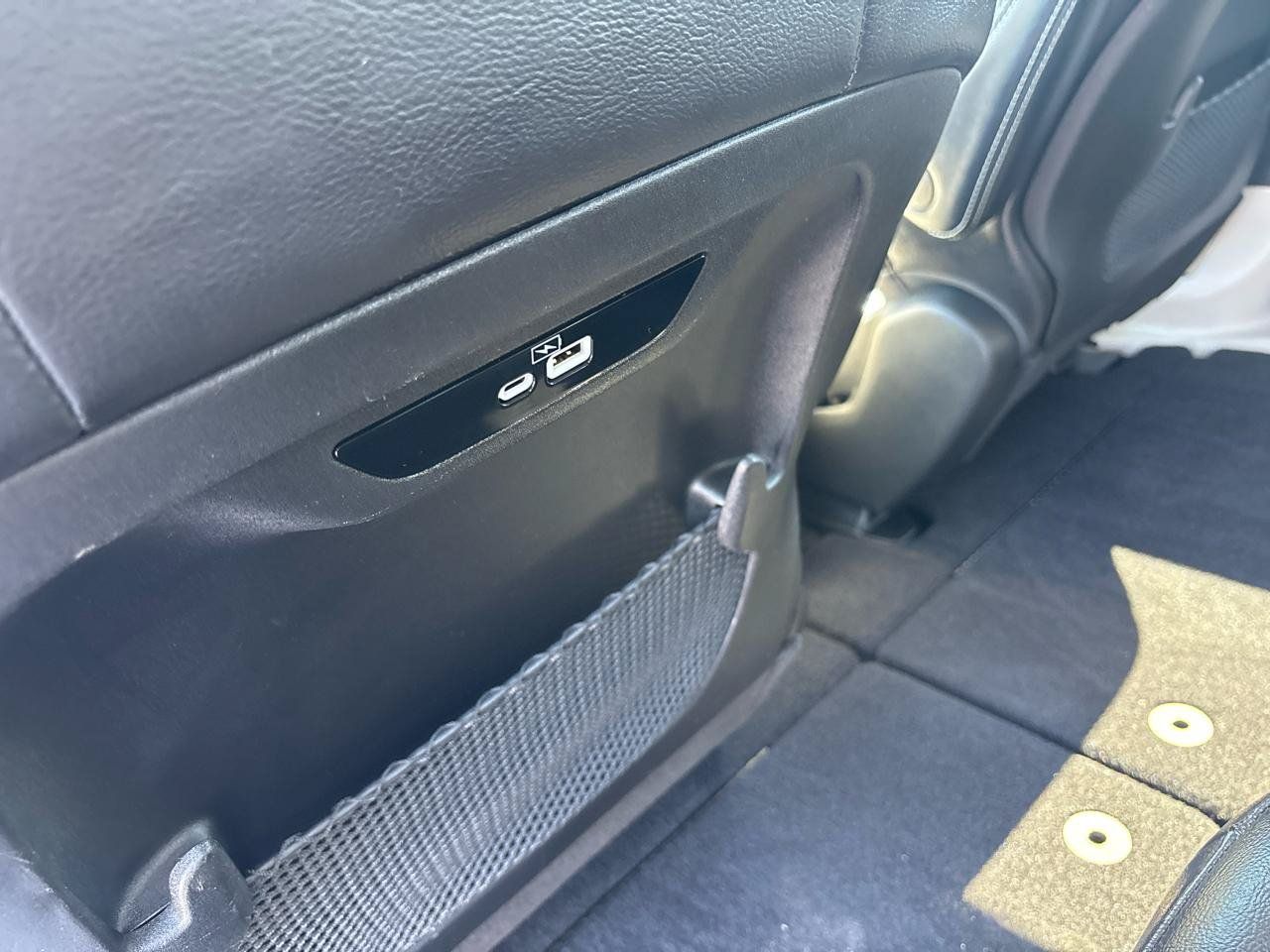 Used 2022 Chrysler Pacifica Touring-L FWD image 34