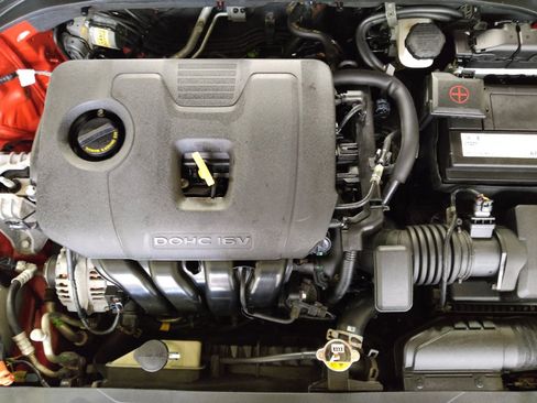 Used 2020 Hyundai Elantra SEL FWD image 30