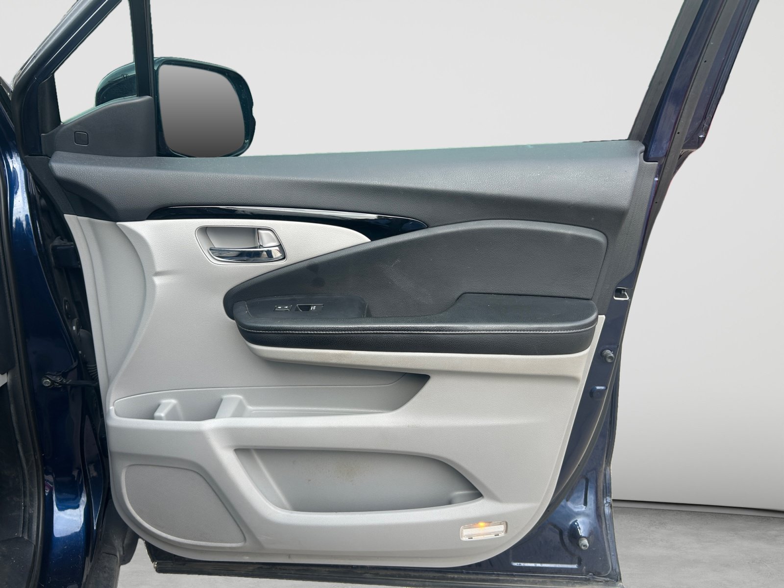 Used 2019 Honda Ridgeline RTL-E image 8