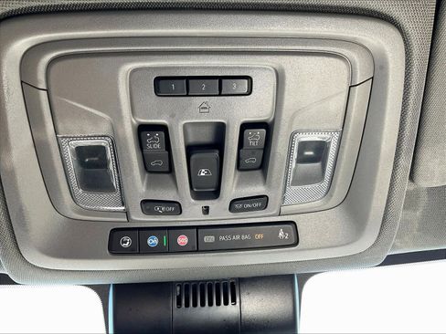 Used 2023 Chevrolet Silverado 1500 LT Trail Boss w/ LT Trail Boss Premium Package image 26