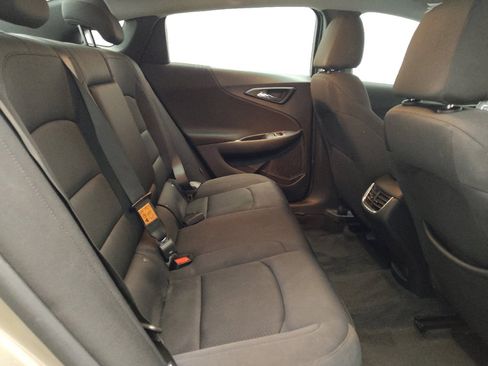 Used 2024 Chevrolet Malibu LT image 19