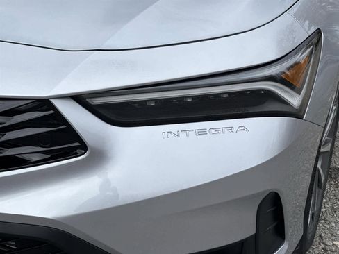 New 2026 Acura Integra image 9