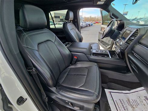 Used 2021 Ford Expedition Limited image 31