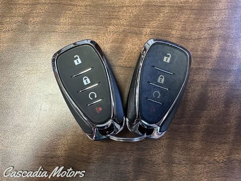 Used 2017 Chevrolet Volt LT w/ Comfort Package image 2