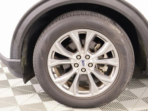 Used 2021 Ford Explorer Limited image 20