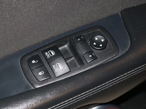 Used 2023 Dodge Challenger SXT RWD image 65