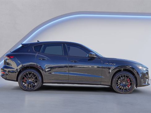 Certified 2022 Maserati Levante Modena image 4