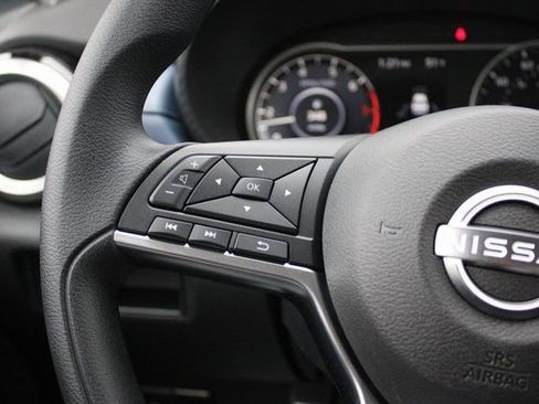 New 2025 Nissan Versa SV w/ Trunk Package image 10