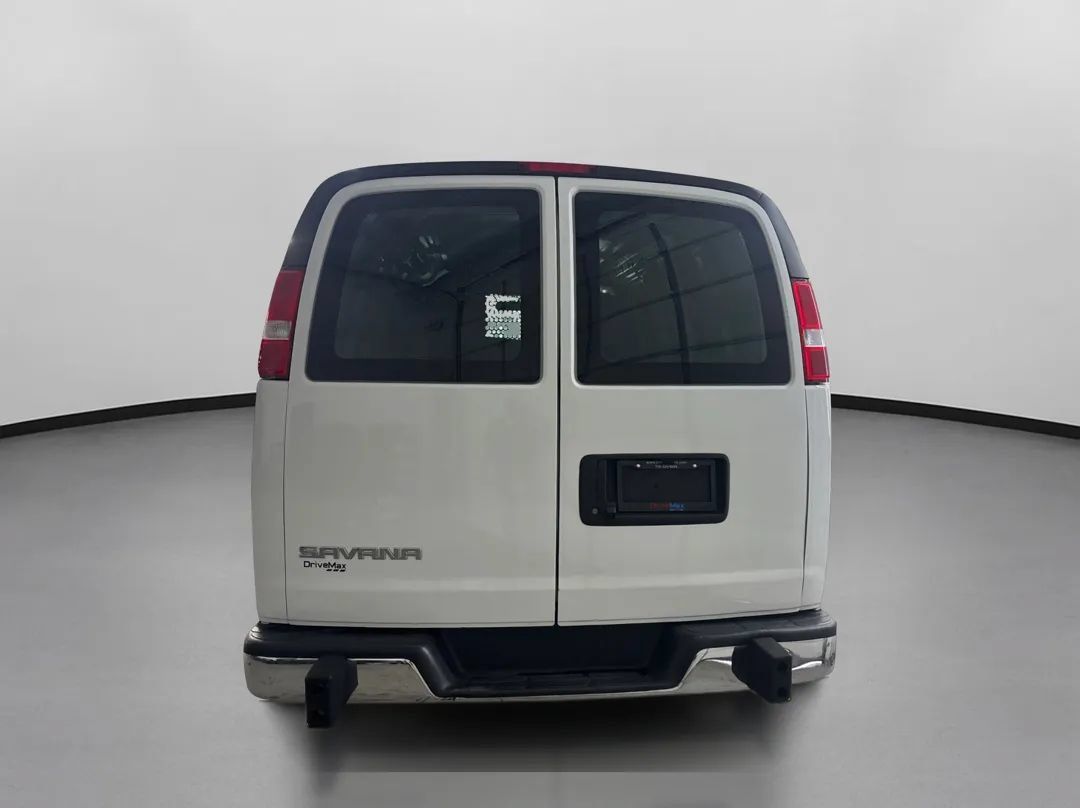 Used 2022 GMC Savana 2500 w/ Driver Convenience Package RWD image 8