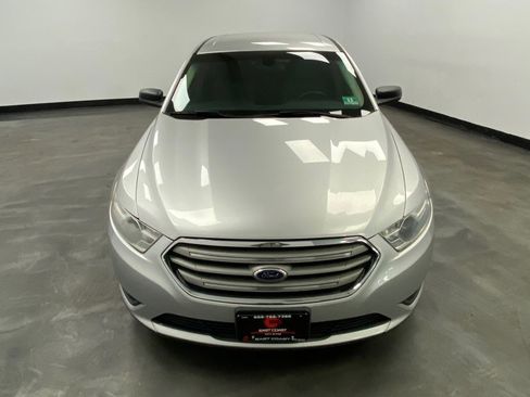 Used 2013 Ford Taurus SE image 8
