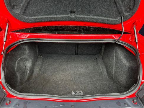 Used 2016 Dodge Challenger R/T Scat Pack w/ Leather Interior Group image 24