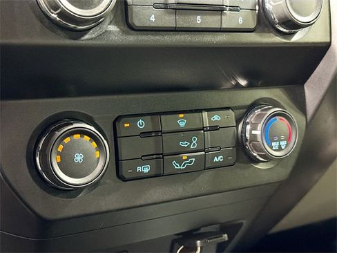 Used 2020 Ford F150 XLT w/ Trailer Tow Package image 17