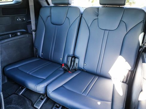 Certified 2023 Kia Sorento SX Prestige image 18