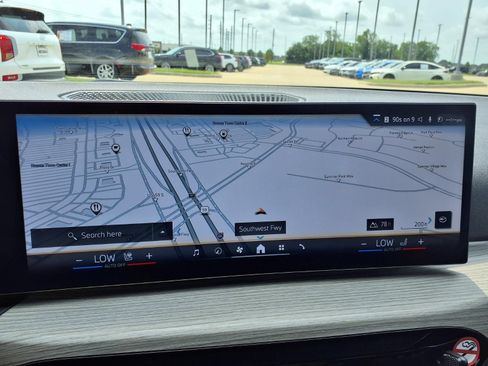 Used 2025 BMW 330i Sedan RWD image 10