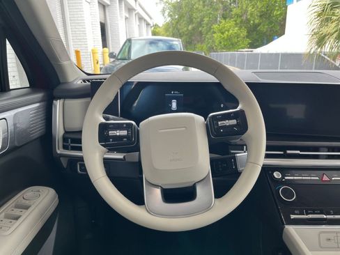 Used 2025 Hyundai Santa Fe SEL image 30