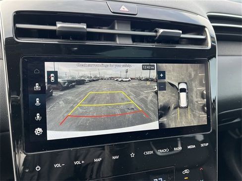 Used 2022 Hyundai Tucson Limited image 23