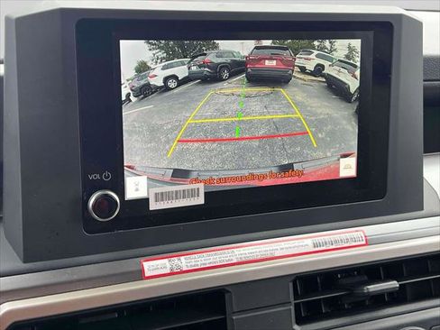 Certified 2025 Toyota Tacoma SR5 image 33