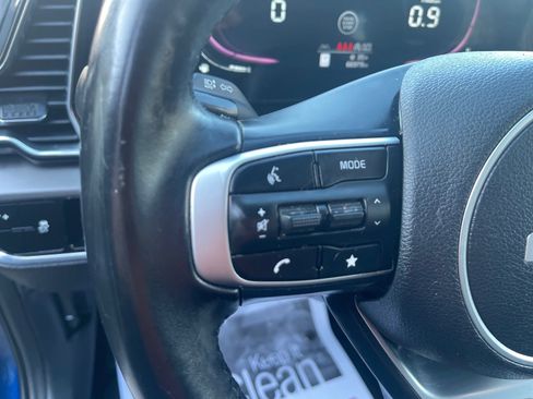Used 2023 Kia Sportage EX image 8
