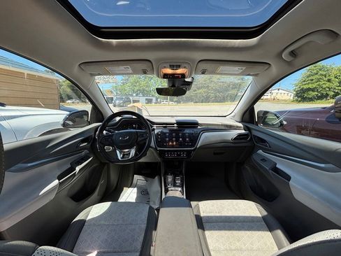 Used 2022 Chevrolet Bolt EUV Premier w/ Launch Edition FWD image 10