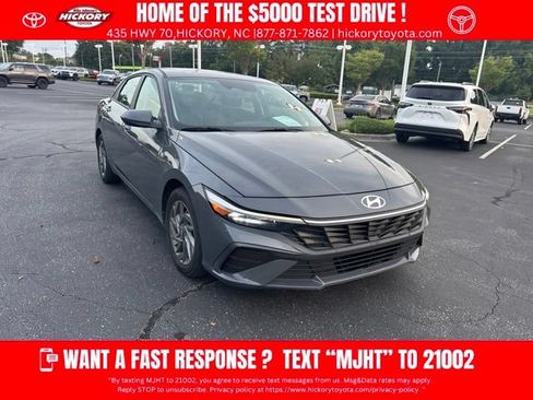 Used 2024 Hyundai Elantra SEL FWD image 1