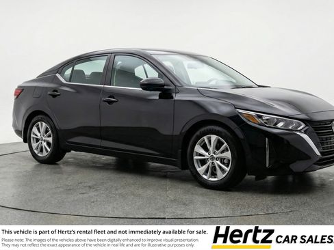 Used 2025 Nissan Sentra S image 1