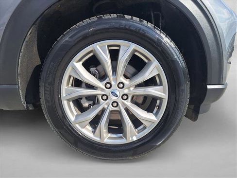 Used 2023 Ford Explorer Limited w/ Equipment Group 301A image 20