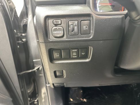 Used 2022 Toyota 4Runner SR5 Premium w/ Moonroof Package image 37