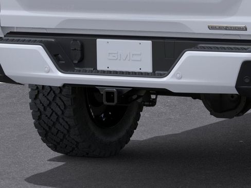 New 2026 GMC Canyon Elevation RWD image 14