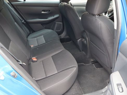 Used 2022 Nissan Sentra SV w/ All-Weather Package FWD image 17