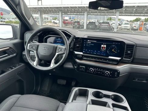 Certified 2025 Chevrolet Silverado 1500 RST w/ Z71 Off-Road Package AWD/4WD image 15