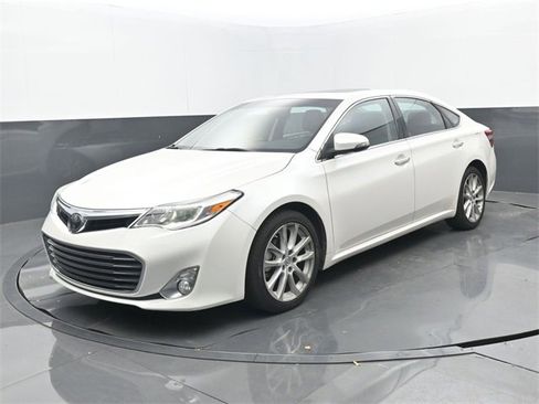 Used 2014 Toyota Avalon Limited image 8