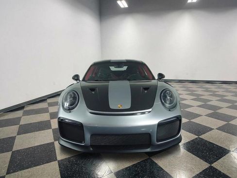Used 2019 Porsche 911 GT2 RS image 3