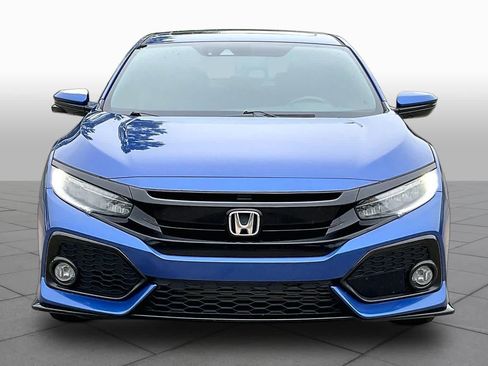 Used 2019 Honda Civic Sport Touring image 4