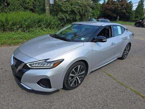 Used 2023 Nissan Maxima SV w/ Floor Mat Group FWD image 1