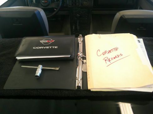 Used 1989 Chevrolet Corvette Convertible image 31