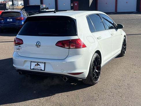 Used 2017 Volkswagen GTI SE image 7