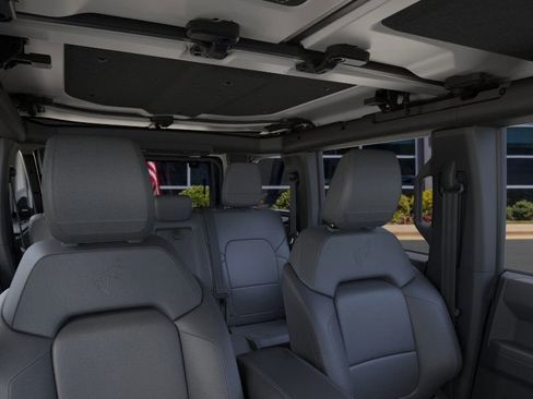 New 2025 Ford Bronco Badlands w/ Sasquatch Package AWD/4WD image 12