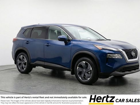 Used 2025 Nissan Rogue SV FWD image 1