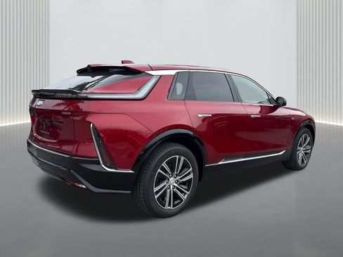 New 2026 Cadillac Lyriq Luxury RWD image 5