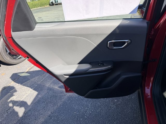 Certified 2025 Kia K4 FWD image 23