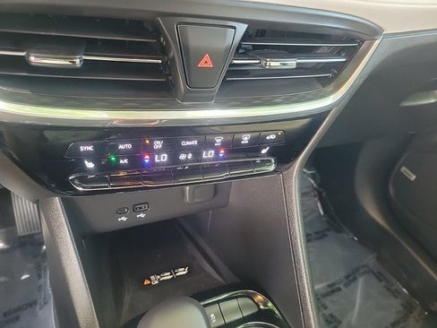 Used 2024 Buick Encore GX Avenir w/ Avenir Technology Package FWD image 20