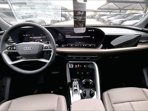 New 2025 Audi Q5 Premium Plus image 5
