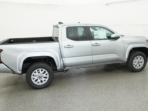 New 2026 Toyota Tacoma SR5 image 10