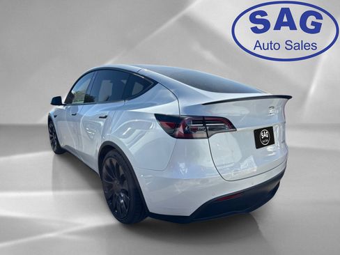 Used 2022 Tesla Model Y Performance AWD/4WD image 4